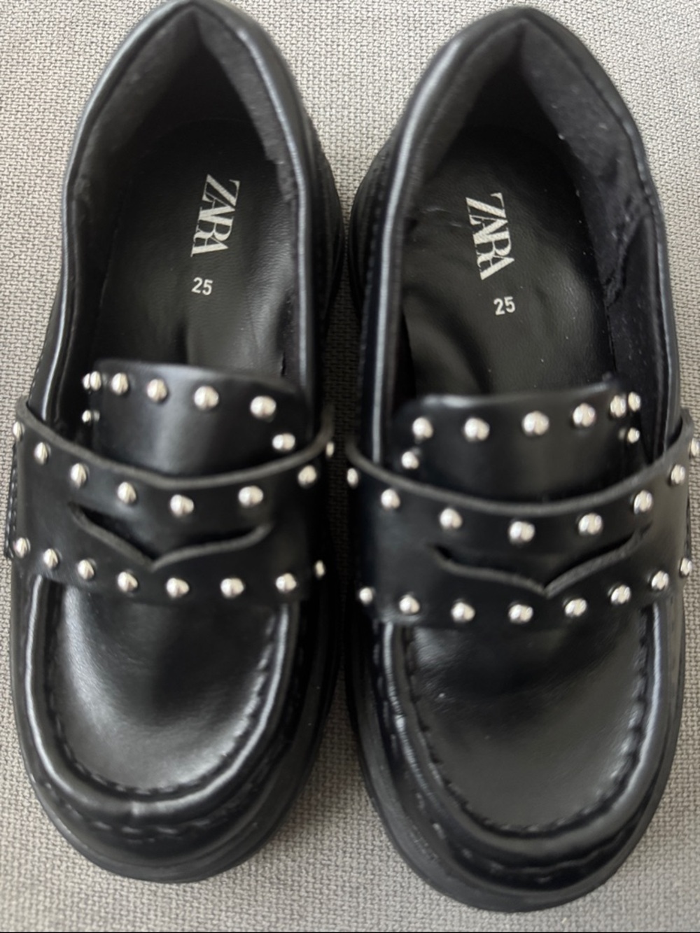 Calling all my 90s Moms with little darlings.. Zara Kids Black Loafers - Picture 7 of 7